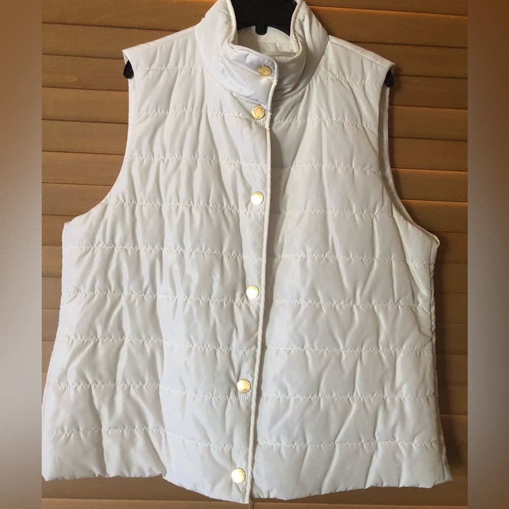 MICHAEL KORS NWOT CREAM COLOR PUFFER VEST WITH GOLD MK SNAP CLOSURE. SIZE LARGE - Picture 1 of 8